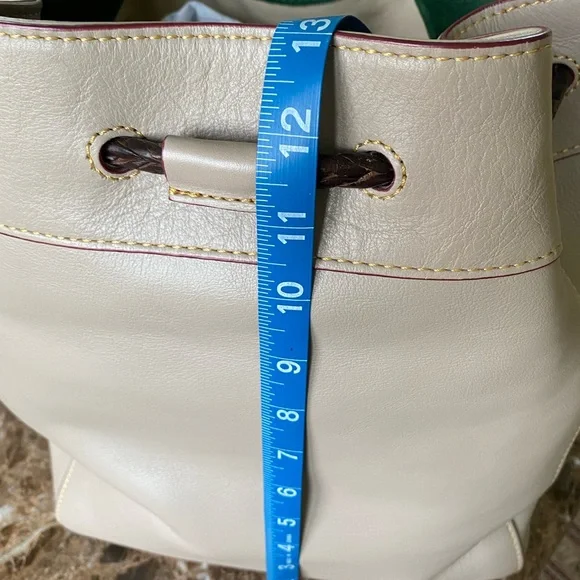 EUC Dooney Florentine Large Hattie Drawstring - Picture 6 of 13